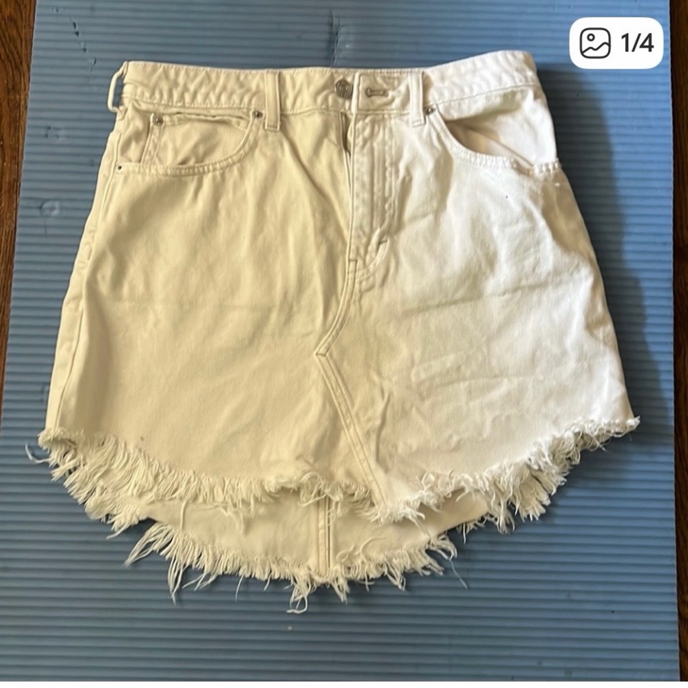 Free People White Distressed Denim Mini / 7 For All Mankind fringe minis